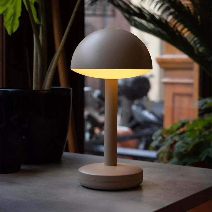 Humble Bordslampa Bug Beige Matt-0