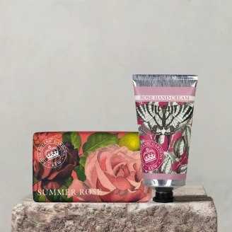 <strong>The English Soap Company</strong>  Set med Tvål och Handkräm Sommarros