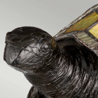 Quoizel Bordslampa <strong>Sawback</strong>  Brons