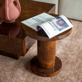 Dutchbone Sidobord <strong>Quinn</strong>  Valnöt