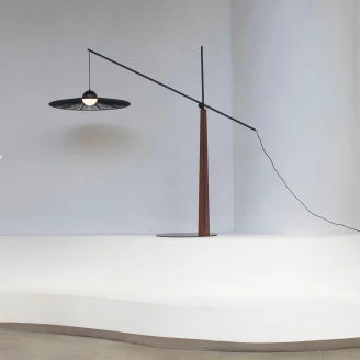 Zuiver Golvlampa Belle Svart