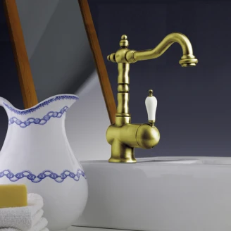 Tvättställsblandare <strong>Alderton</strong>  Lever Mässing Matt