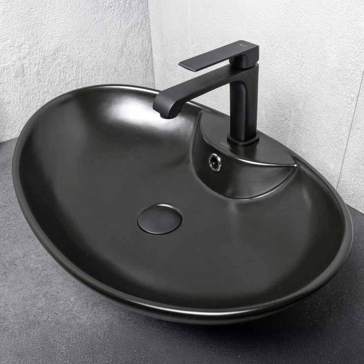 Servant Velissea Svart Matt 58x39 cm