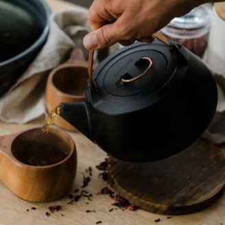 Barebones Tekanna <strong>Ferroa</strong>  Emaljerat Gjutjärn Svart, Beige