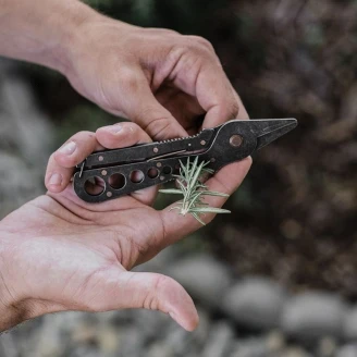 Barebones Örtskördesax & Örtavskalare <strong>Wildhaven</strong>  Svart