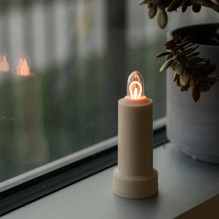 Barebones LED Lys Candle Lysegrå