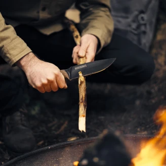 Barebones Fältkniv med Hölster <strong>Woodsman</strong>  Svart