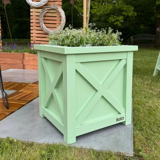 Utekruka Metall <strong>Berkley</strong>  Ljusgrön 60 cm med Dekorativ Överkant