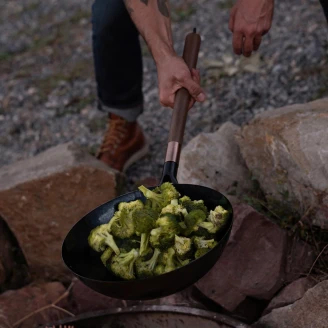 Barebones Wokpanna <strong>Ferroa</strong>  Kolstål Blå Ø 30 cm
