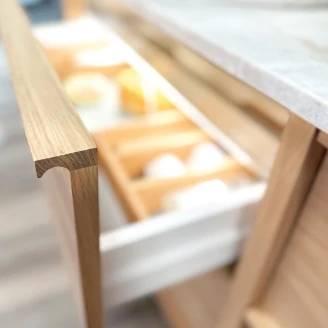 Dubbelt Tvättställsskåp <strong>Ekskär</strong>  Valnöt Matt 120 cm med Corian Dubbelt Handfat med Lådindelning & LED