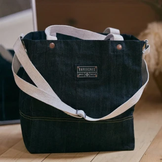 Barebones Shoppingväska 16L <strong>Neelum</strong>  Svart