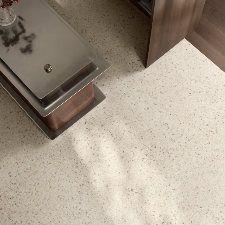 Sant’Agostino Gulvflis Glow Ivory Matt-Struktur 3D 120x120 cm