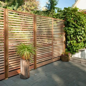 Skärm <strong>Wisley</strong>  Trä 180x180 cm