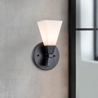 Elstead Vägglampa <strong>Bowtie</strong>  Svart