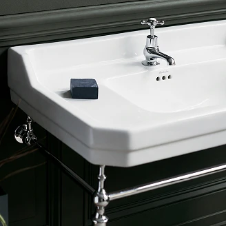 <strong>Burlington</strong>  Tvättställ Edwardian 61 cm Vit med Kromställning & Handdukshängare