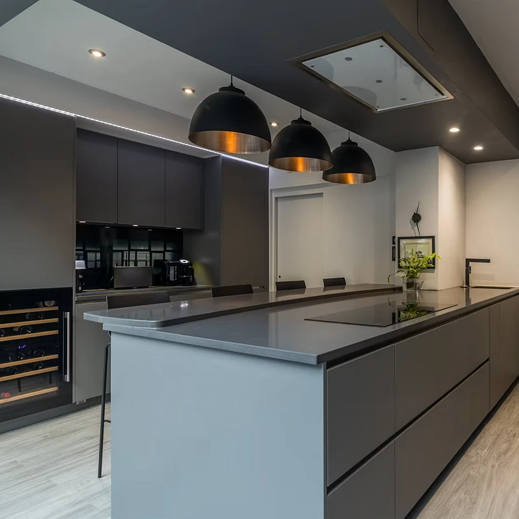 Cosentino Måttbeställda Bänkskiva Silestone Marengo Polerad, 2 cm