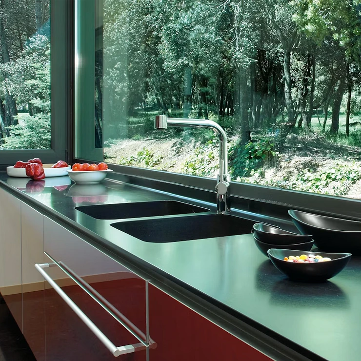 Cosentino Måttbeställda Bänkskiva Silestone Night Tebas 18 Polerad, 3 cm