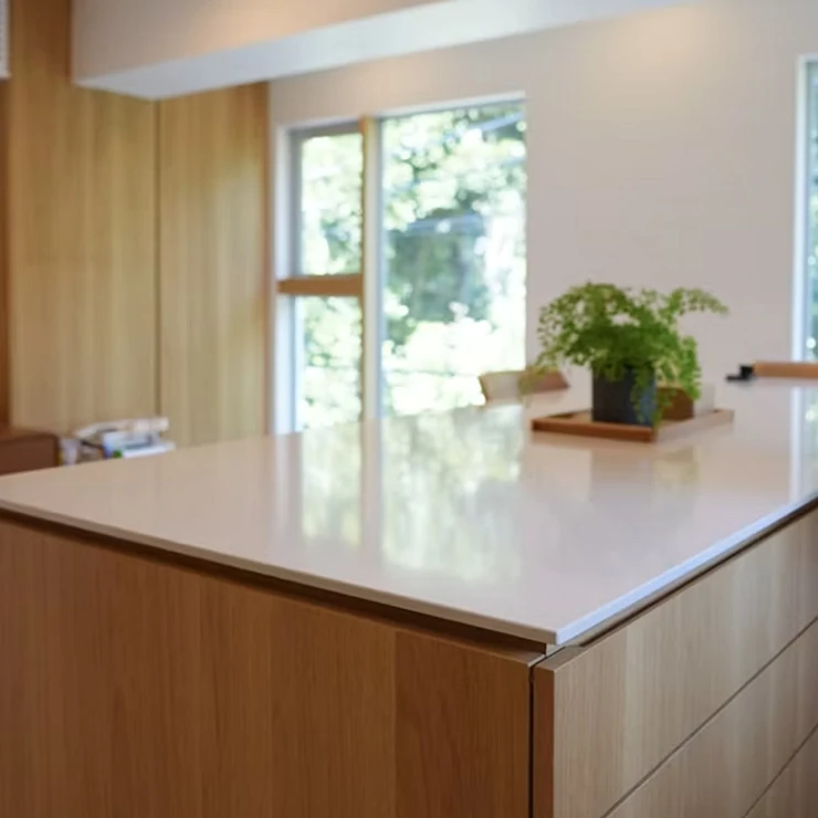 Cosentino Måttbeställda Bänkskiva Silestone Desert Silver Polerad, 2 cm