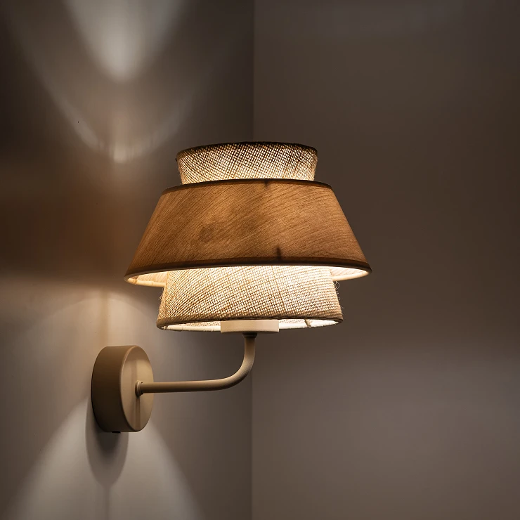 Vägglampa Velmira Beige, Sabia