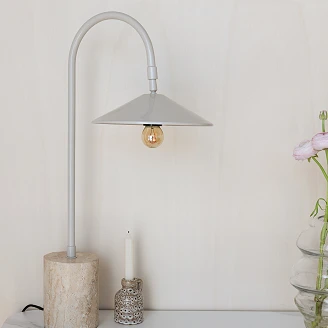 Bordslampa Varell Vit